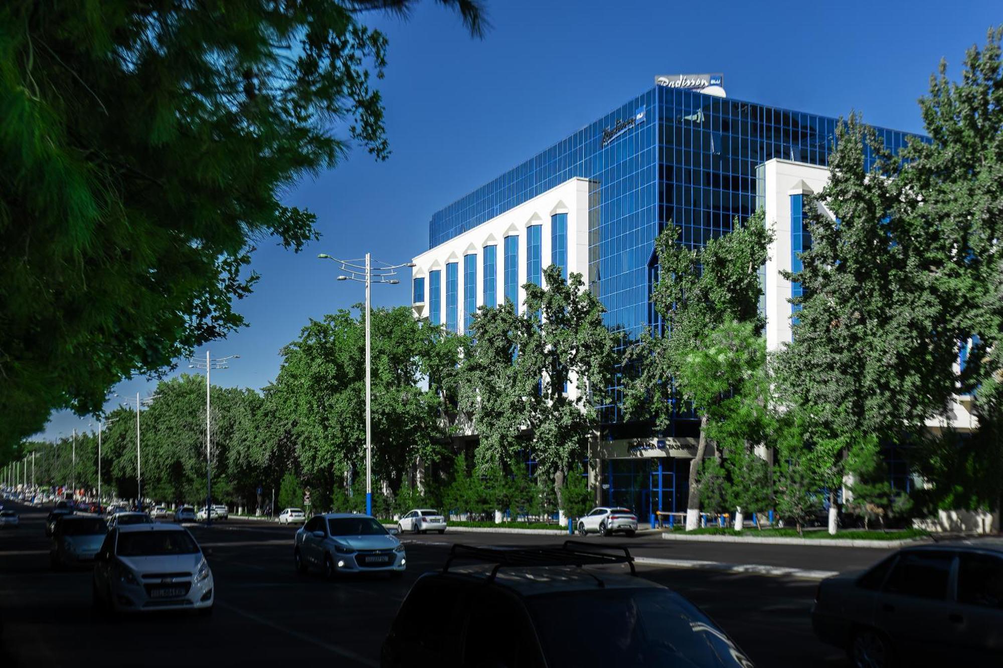 Radisson Blu Hotel, Tashkent Exterior photo